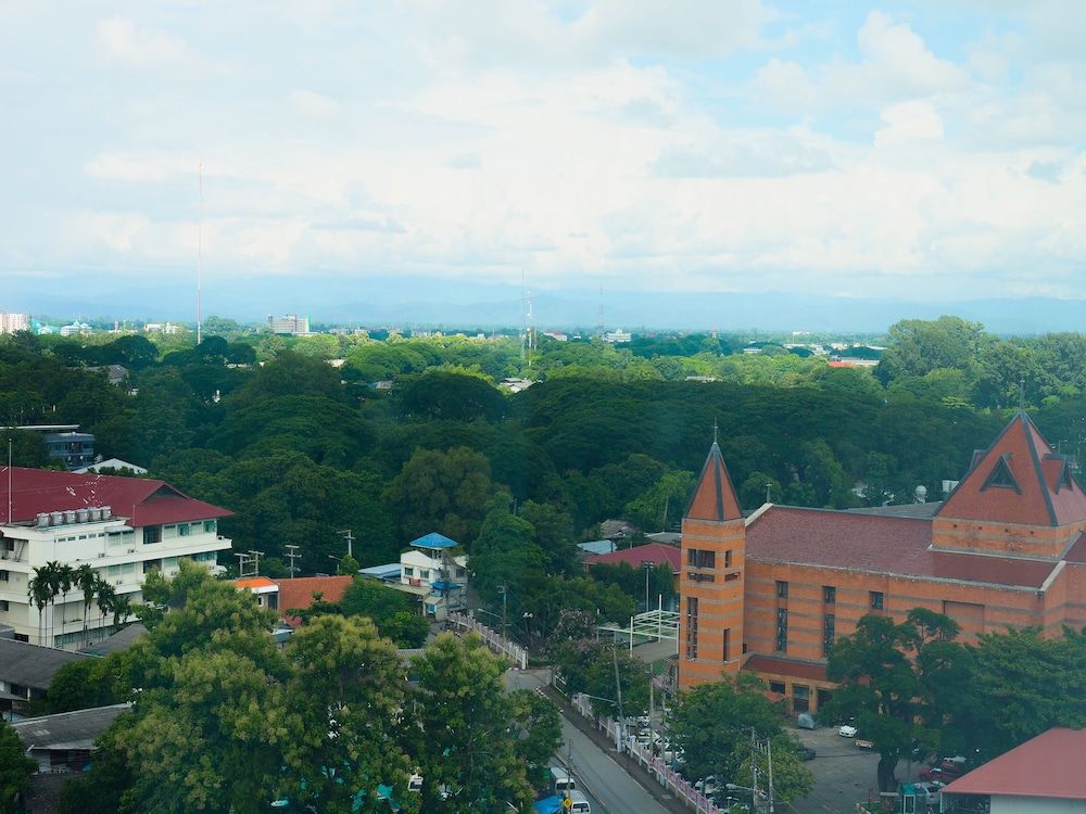 Empress Premier Hotel Studio Suite 6