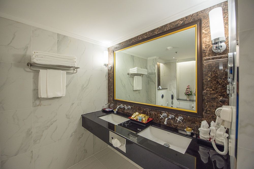 Empress Premier Hotel Premier Room 12