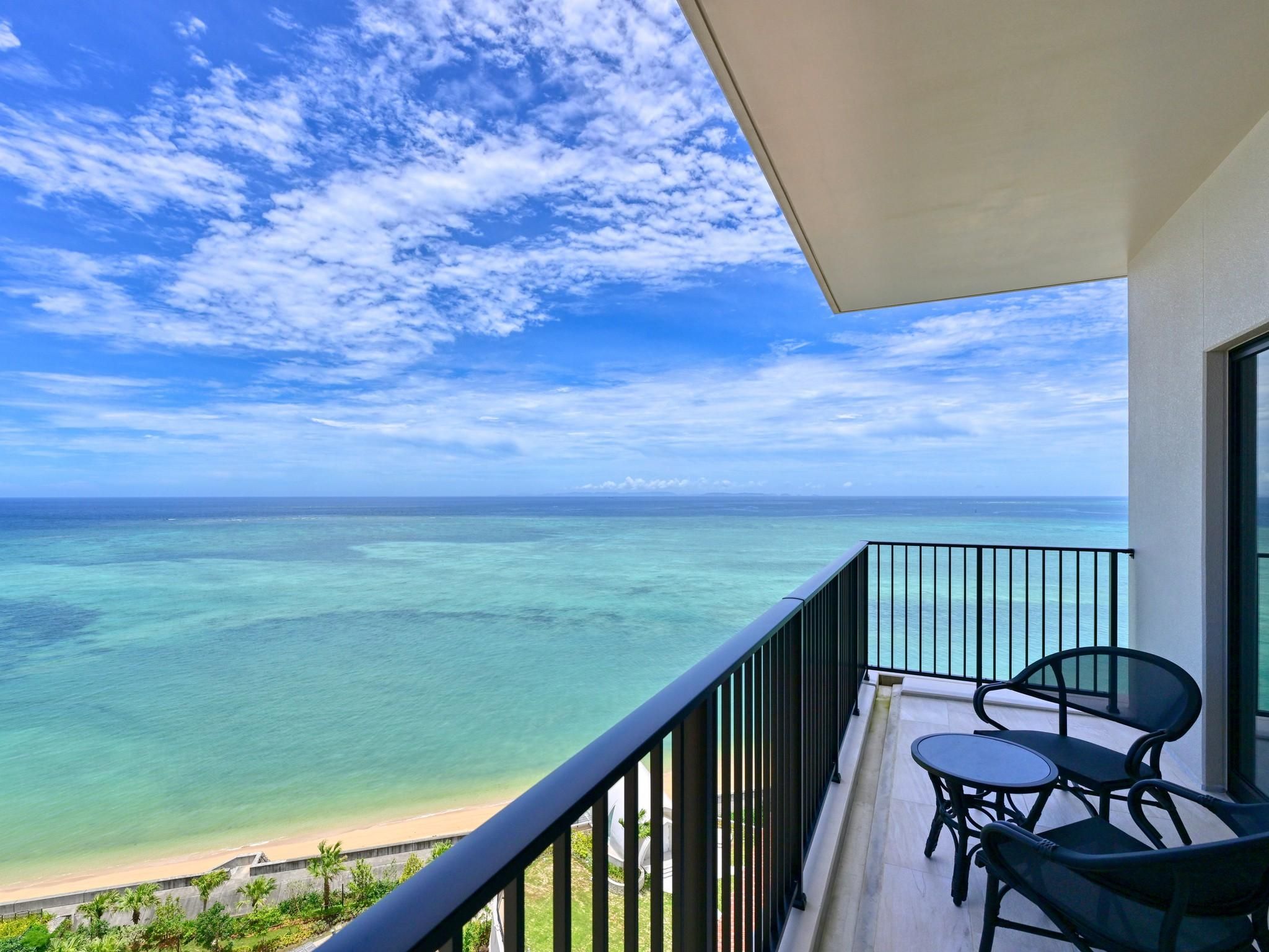 Ryukyu Hotel & Resort Nashiro Beach Deluxe Corner Suite Twin