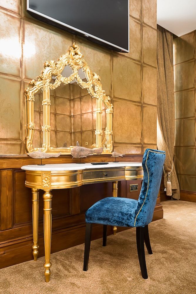 The Dixie Dean Hotel Classic Double Room, Accessible 9