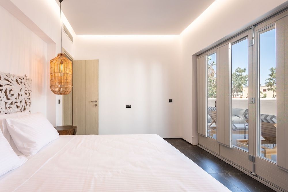 undefined Aegean Gem 8