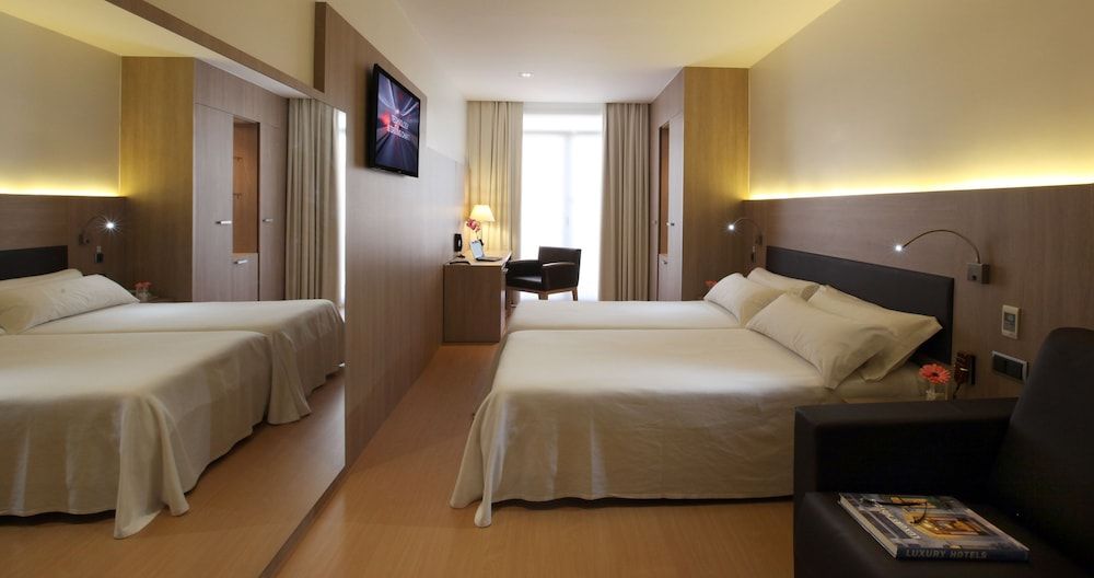 Hotel Lleó Standard Double or Twin Room 2