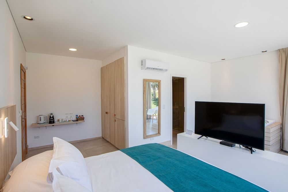 Live Hotel Boutique - Adults Only Deluxe Room