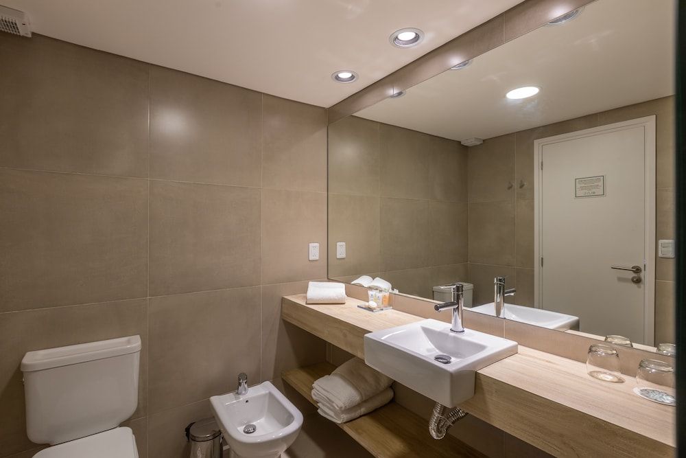 Live Hotel Boutique - Adults Only Deluxe Room 5