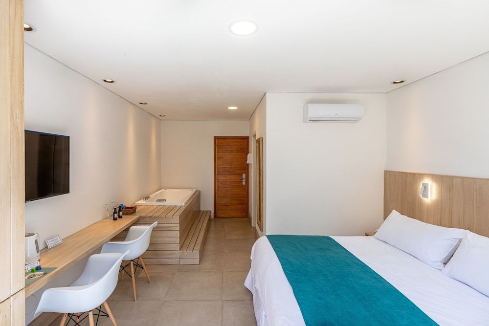 Live Hotel Boutique - Adults Only Premium Balcony 3