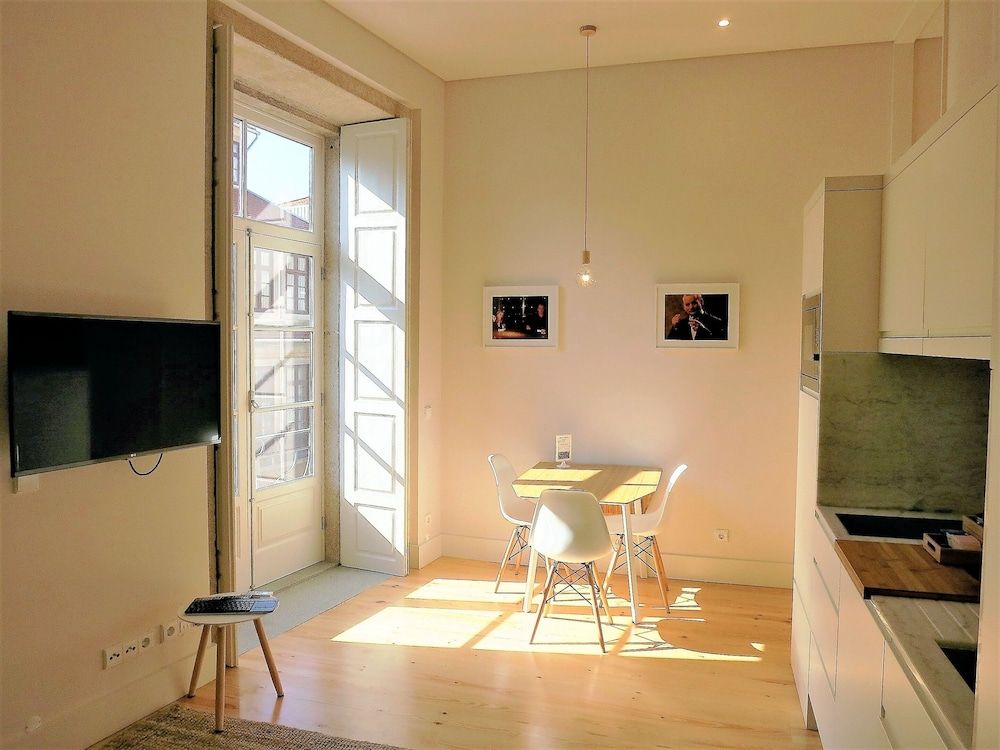 Porto Cinema Apartments Superior Apartment 10
