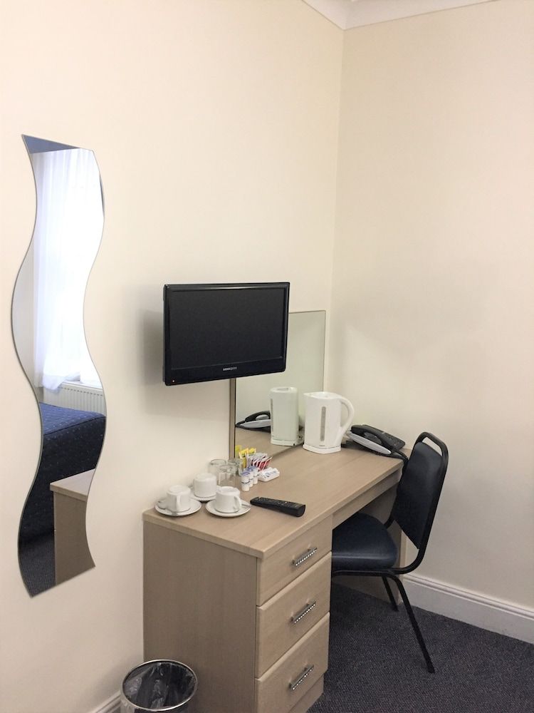 Aaraya London Double Room 2