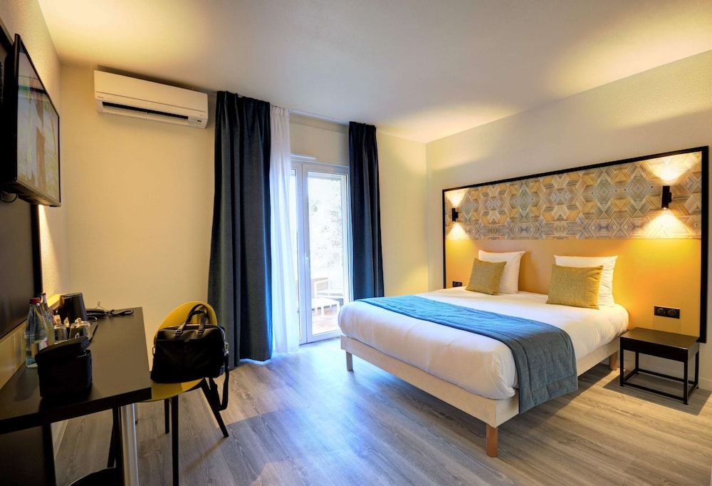 Best Western Domaine de Roquerousse Superior Room, 1 Queen Bed, Non Smoking, Balcony 4