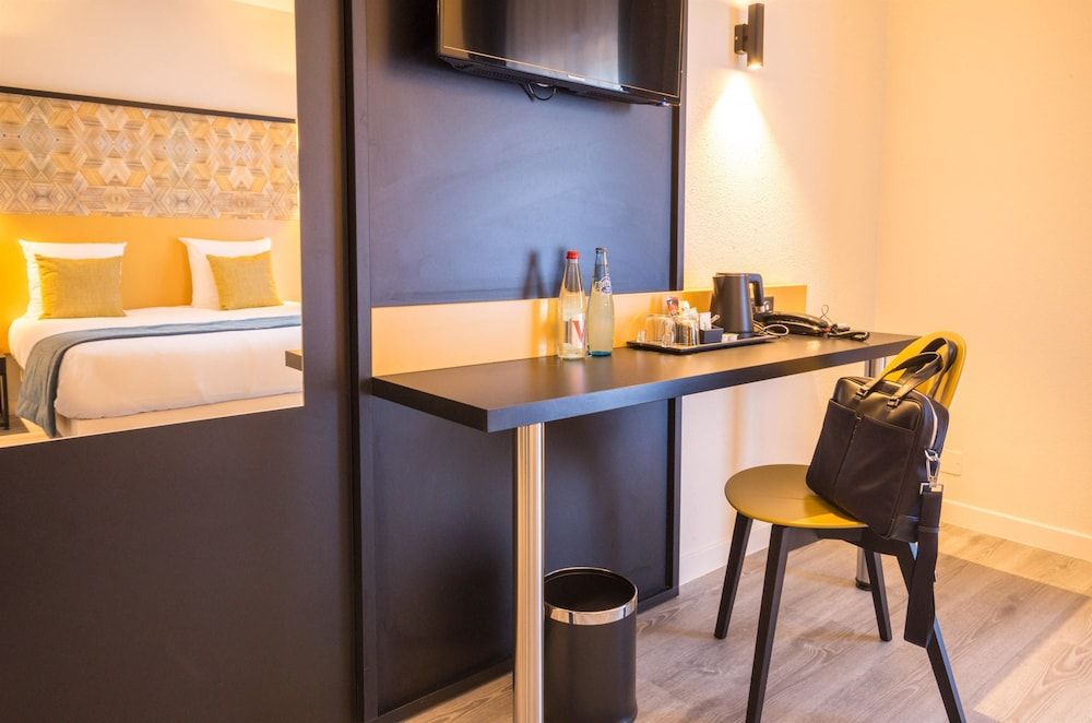 Best Western Domaine de Roquerousse Superior Room, 1 Queen Bed, Non Smoking, Balcony