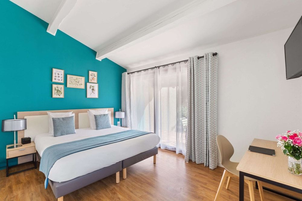 Best Western Domaine de Roquerousse Standard Room, 1 King Bed, Non Smoking (Twin bed on request) 4