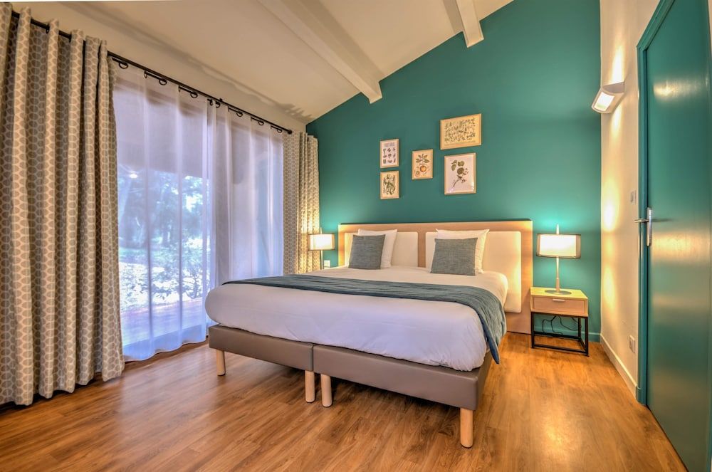 Best Western Domaine de Roquerousse Standard Room, 1 King Bed, Non Smoking (Twin bed on request) 3