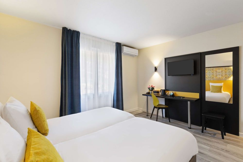 Best Western Domaine de Roquerousse Standard Room, 1 King Bed, Non Smoking (Twin bed on request) 6