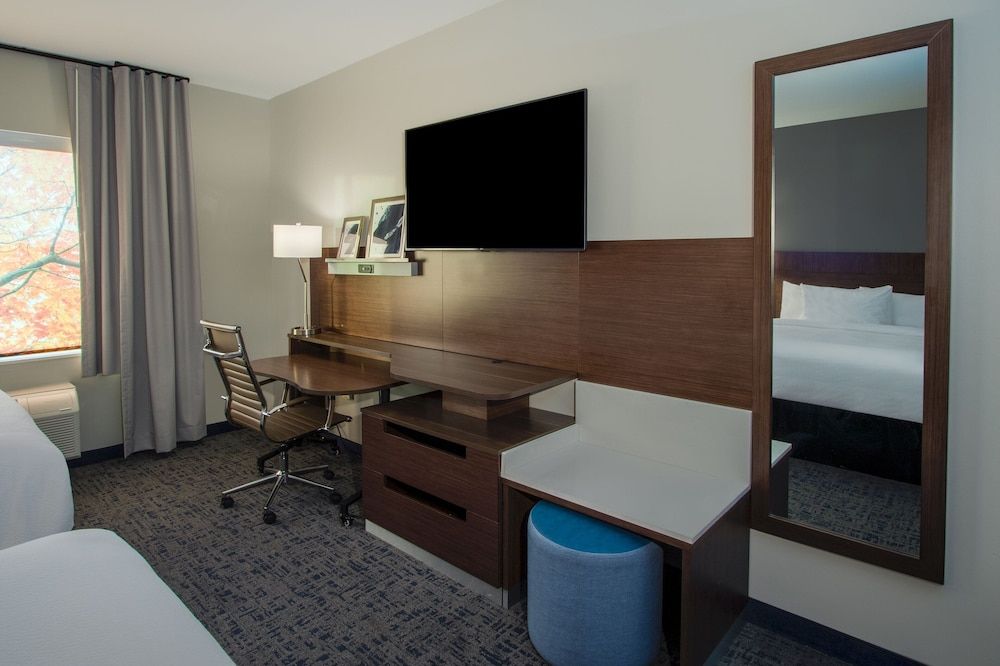 Room, 2 Queen Beds (Hearing Accessible)