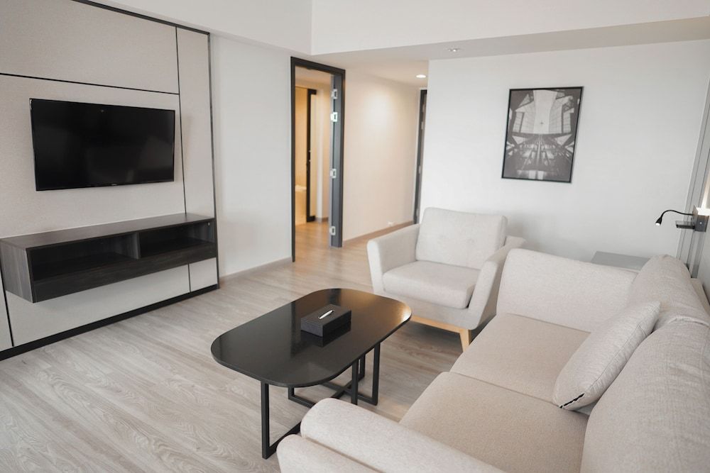 12 The Residence Hotel - Don Mueang Airport Suite 12