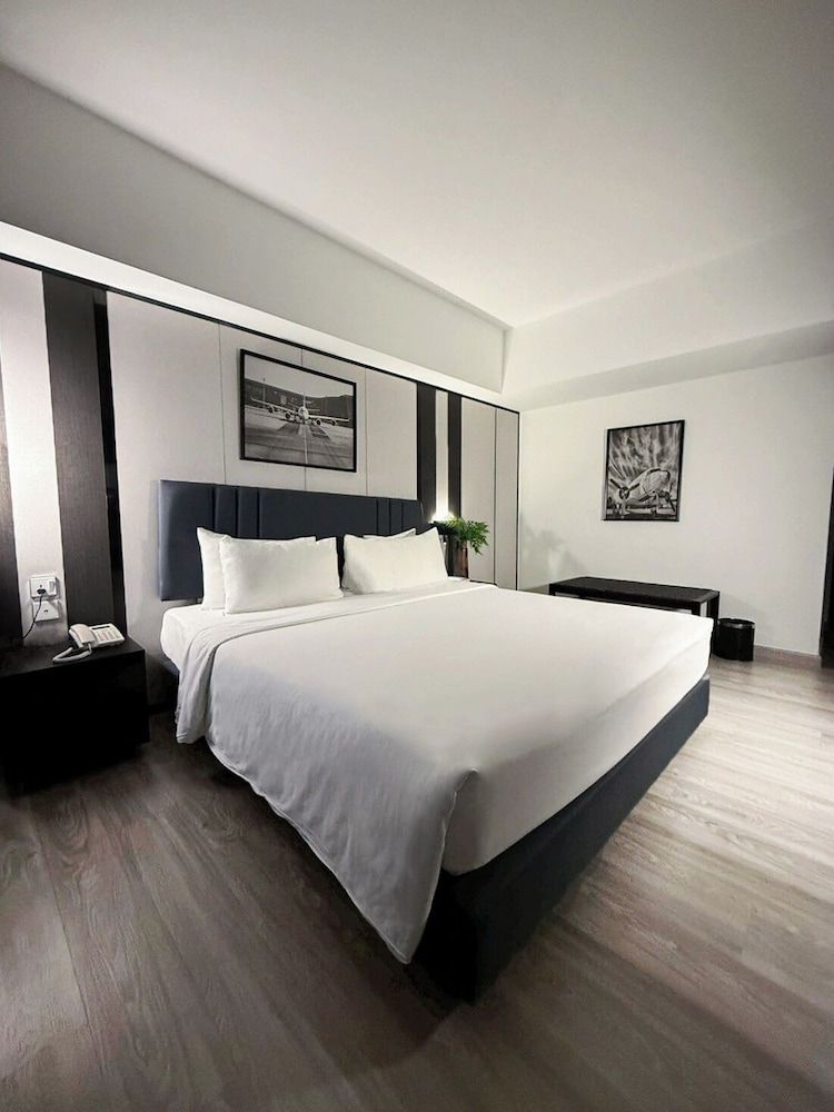12 The Residence Hotel - Don Mueang Airport Suite 4
