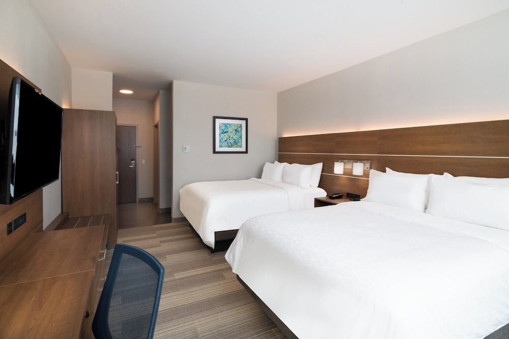 Standard Room, 2 Queen Beds, Accessible (Communications)