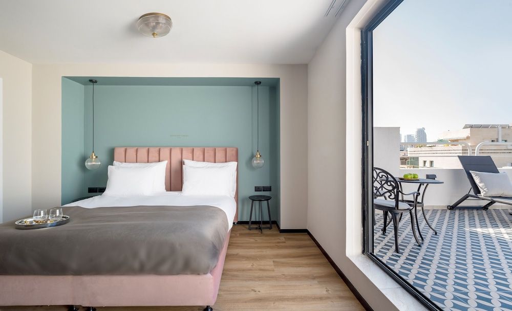 undefined Dizengoff Garden Hotel 8