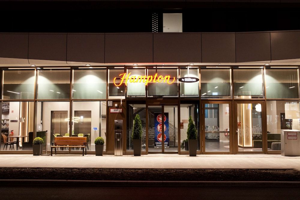 undefined Hampton by Hilton Munich City Center East 9