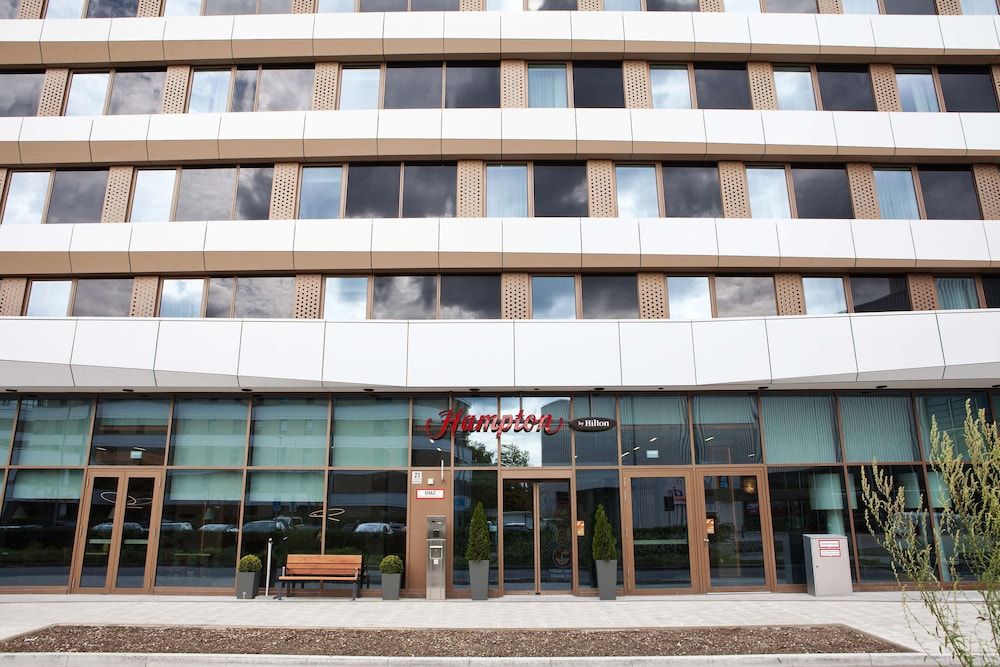 undefined Hampton by Hilton Munich City Center East 7
