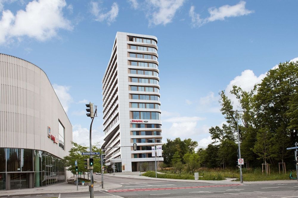 undefined Hampton by Hilton Munich City Center East 2