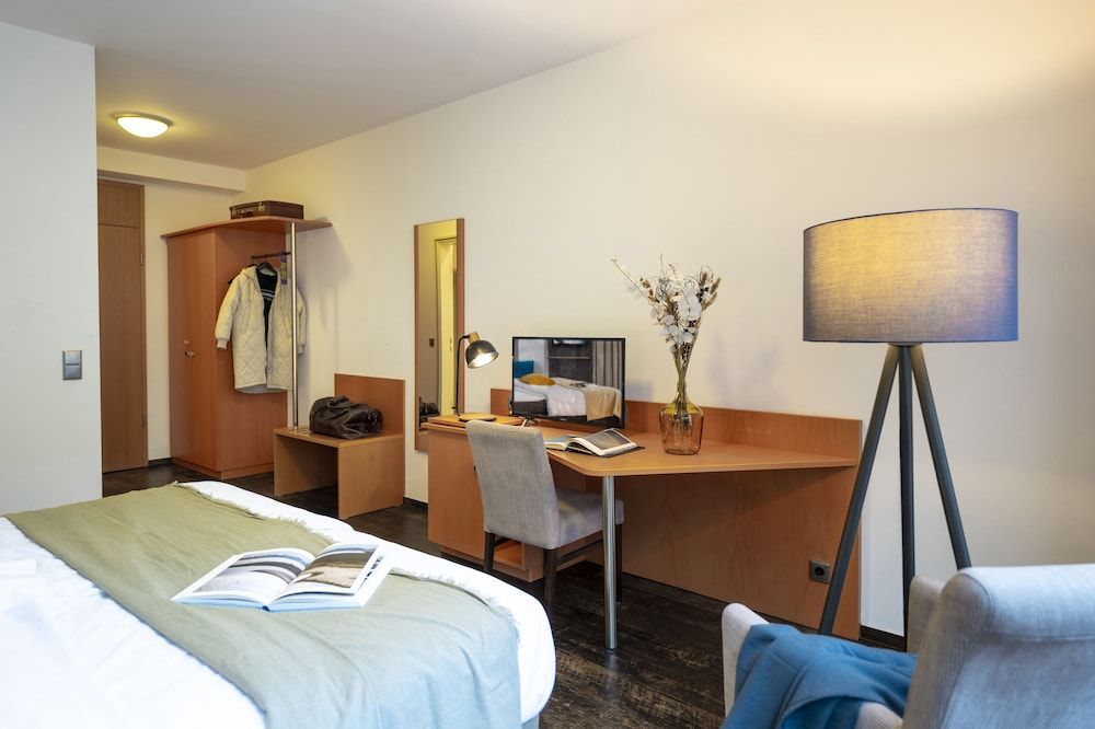 KONCEPT HOTEL Benedikt (vormals H2O) Medium 8