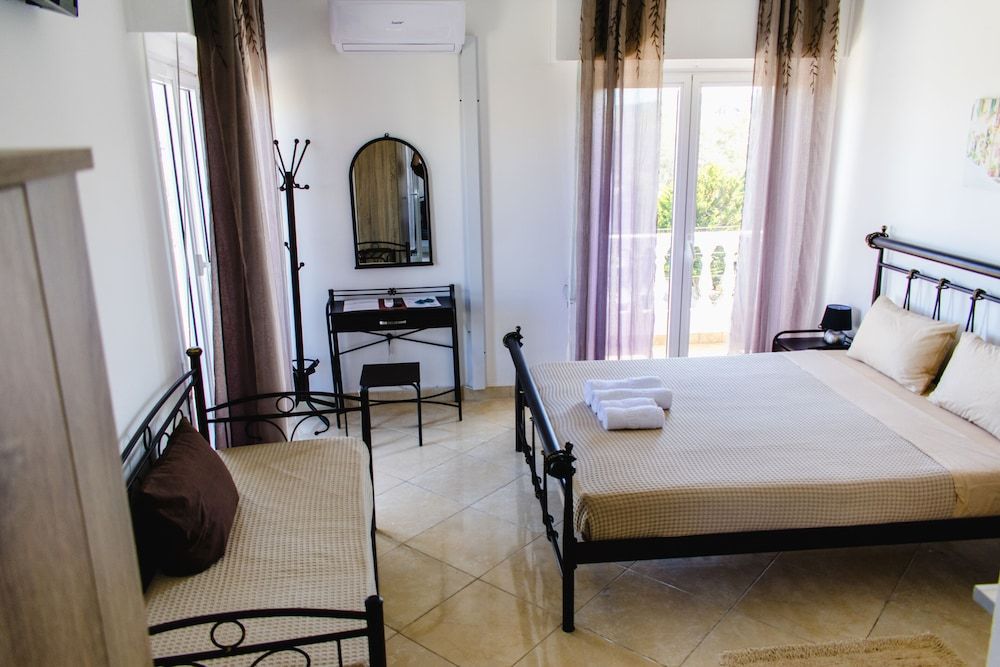 Double Room, Balcony (2 Adults + 1 Child)