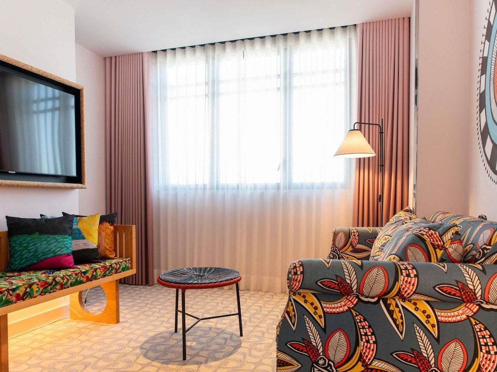 undefined Mama Shelter Lisboa 3