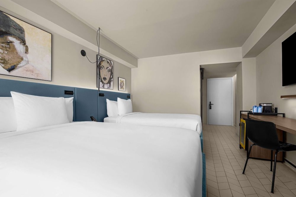 Deluxe Room, 2 Double Beds