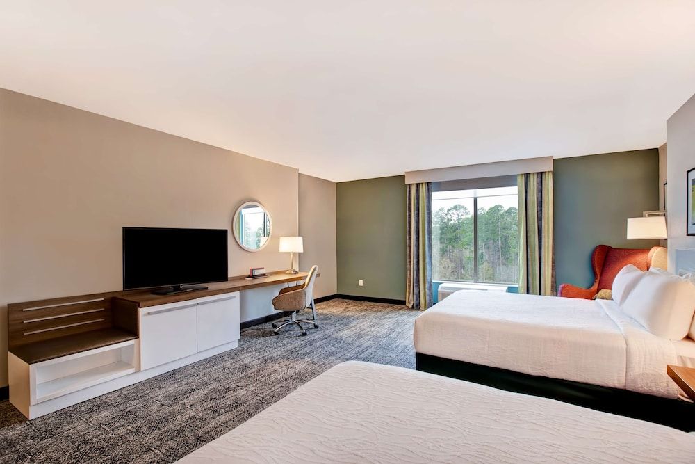 Room, 2 Queen Beds, Accessible, Bathtub (Hearing & Mobility)