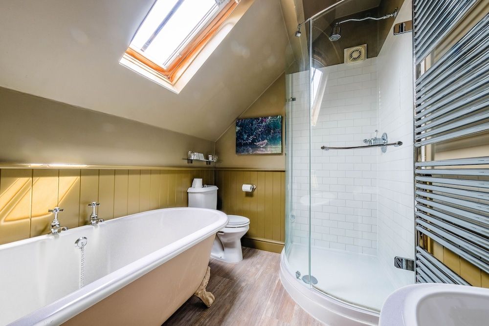 The Westleton Crown Standard Double Room 4