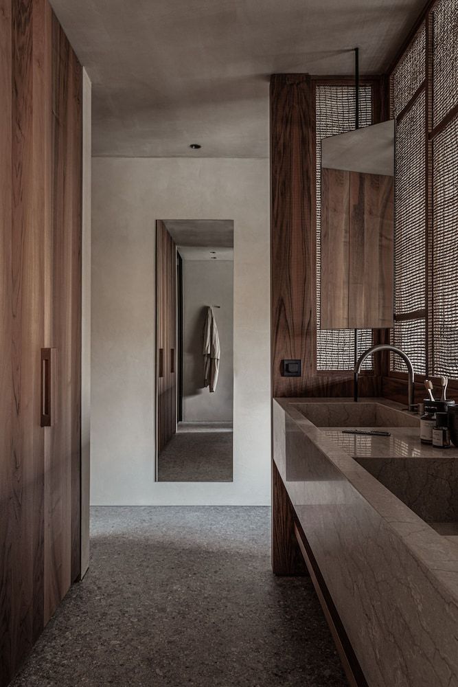 Design Suite, Pool Access