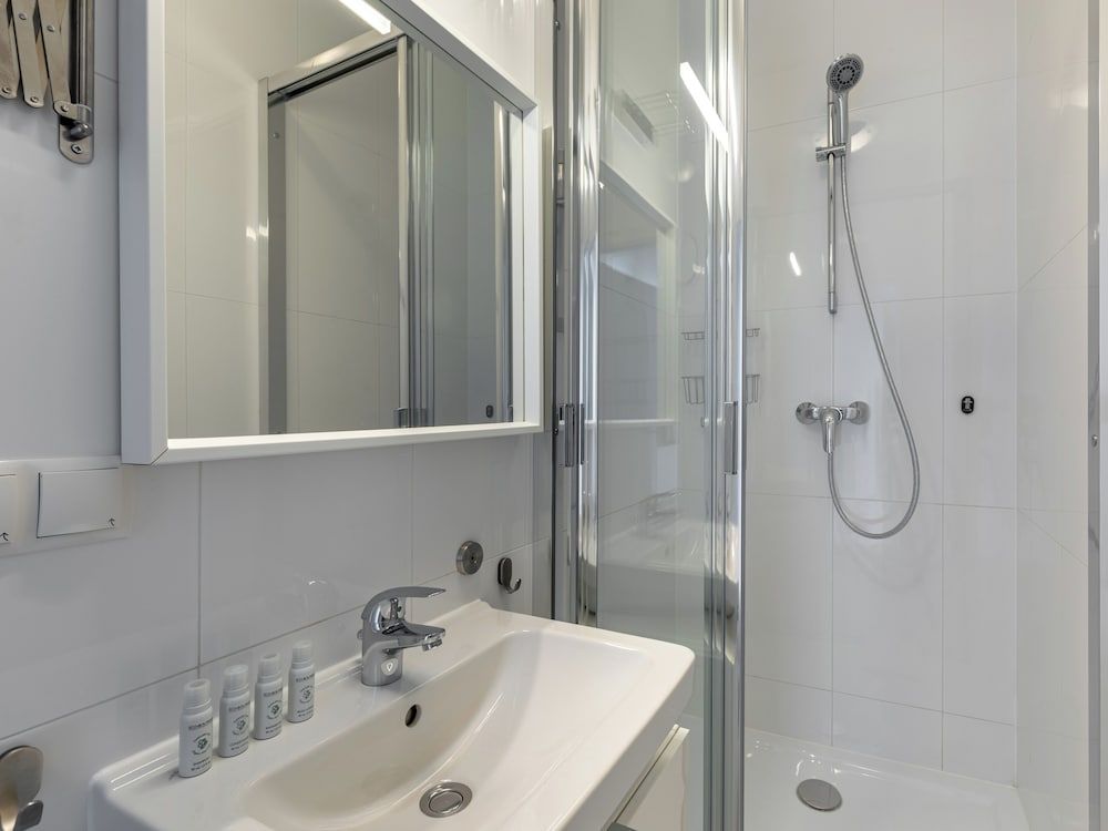 Numa Vienna Strauss 2 Bedroom Apartment 6