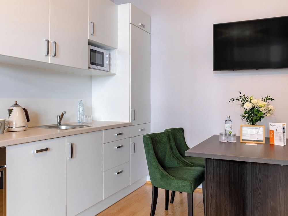 Numa Vienna Strauss Extra Large 1 Bedroom Apartment with Sofa Bed 6