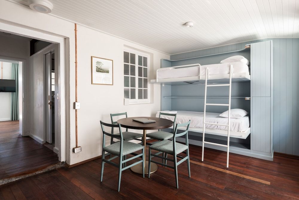 Garde Hotel and Warders Cottages Waders Family Cottage 4