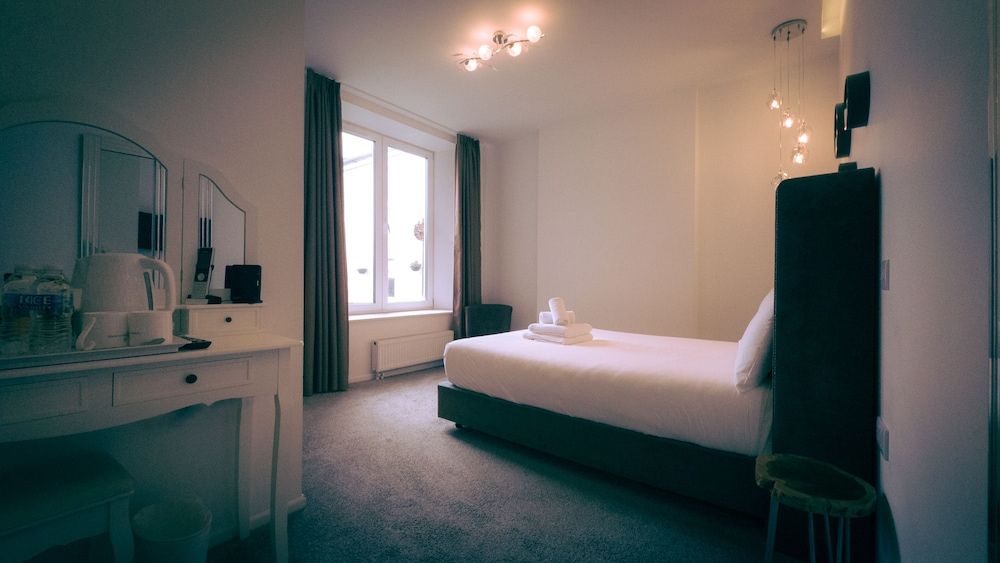 undefined OYO Newquay Beach Hotel 6