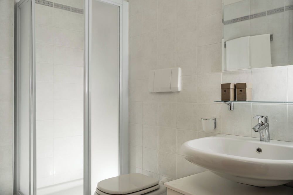 Cristallo Hotel Residence Comfort Room 4