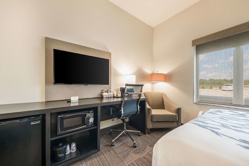 Sleep Inn Baxley Standard Room, 2 Queen Beds, Non Smoking 8