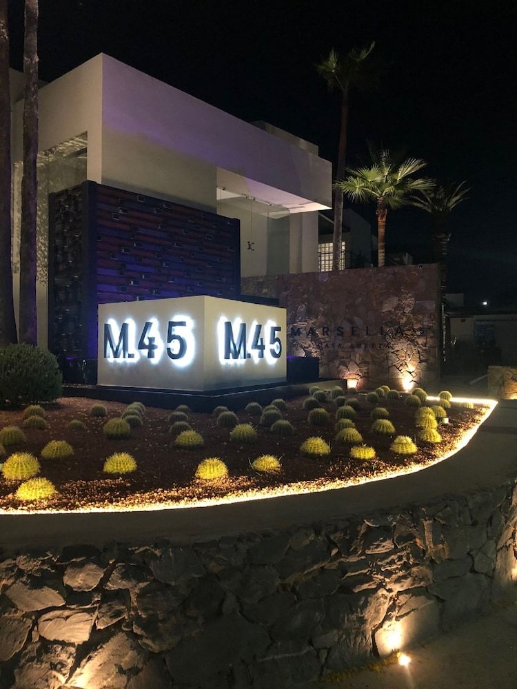 undefined Marsella 45 8