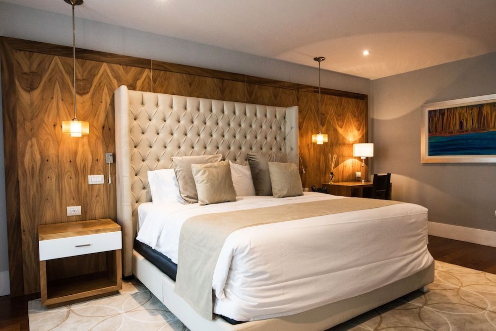 undefined Marsella 45 4