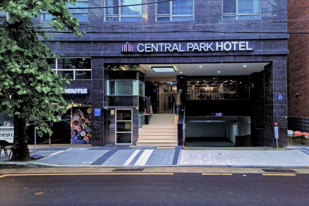 undefined Central Park Hotel Busan 8