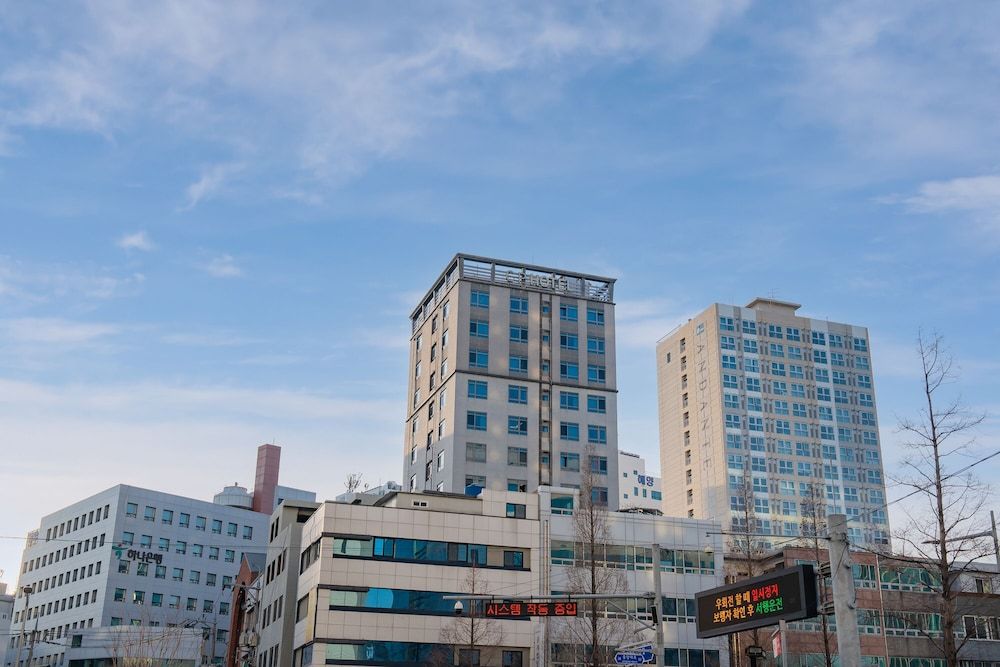 undefined Central Park Hotel Busan 3