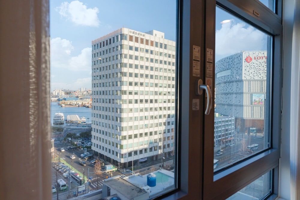 undefined Central Park Hotel Busan 7