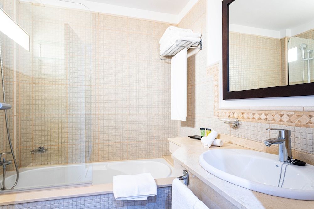 Wyndham Residences Costa Adeje Apartment, 1 Bedroom, Ocean View 5