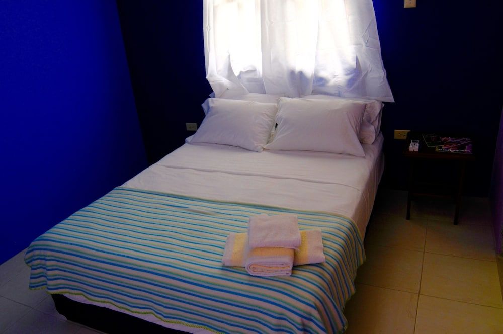 Basic Room, 1 Bedroom, Non Smoking, Garden View
