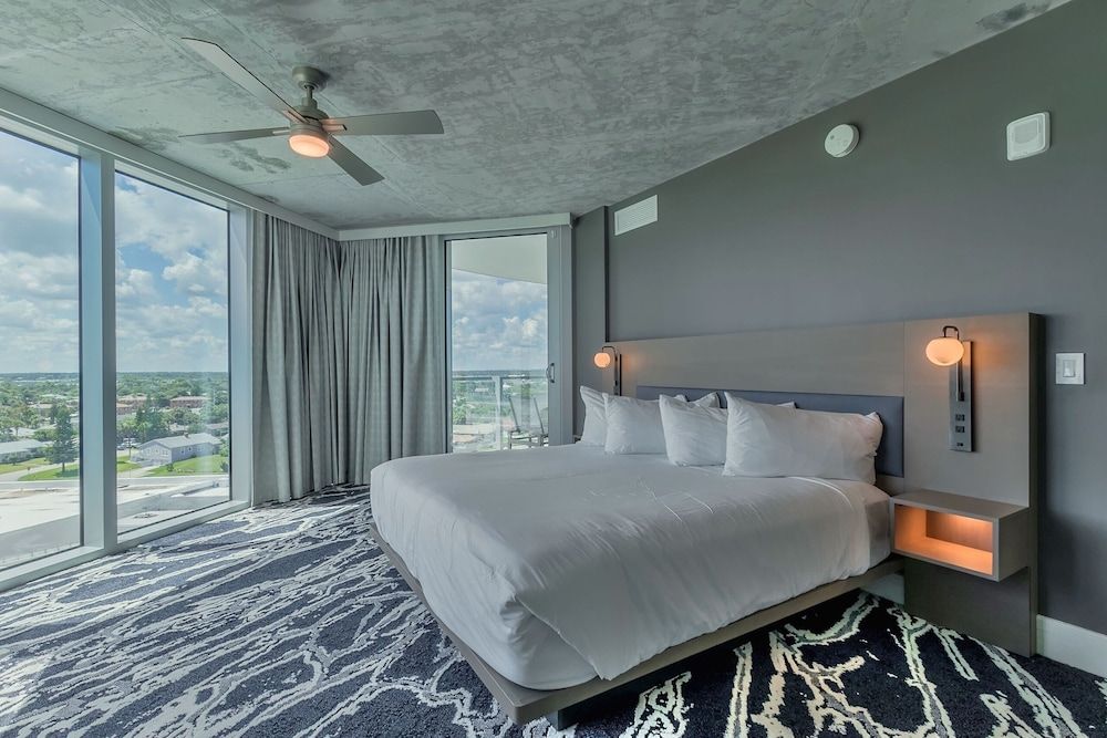 Max Beach Resort 1 Bedroom Accessible Ocean View Residence 2