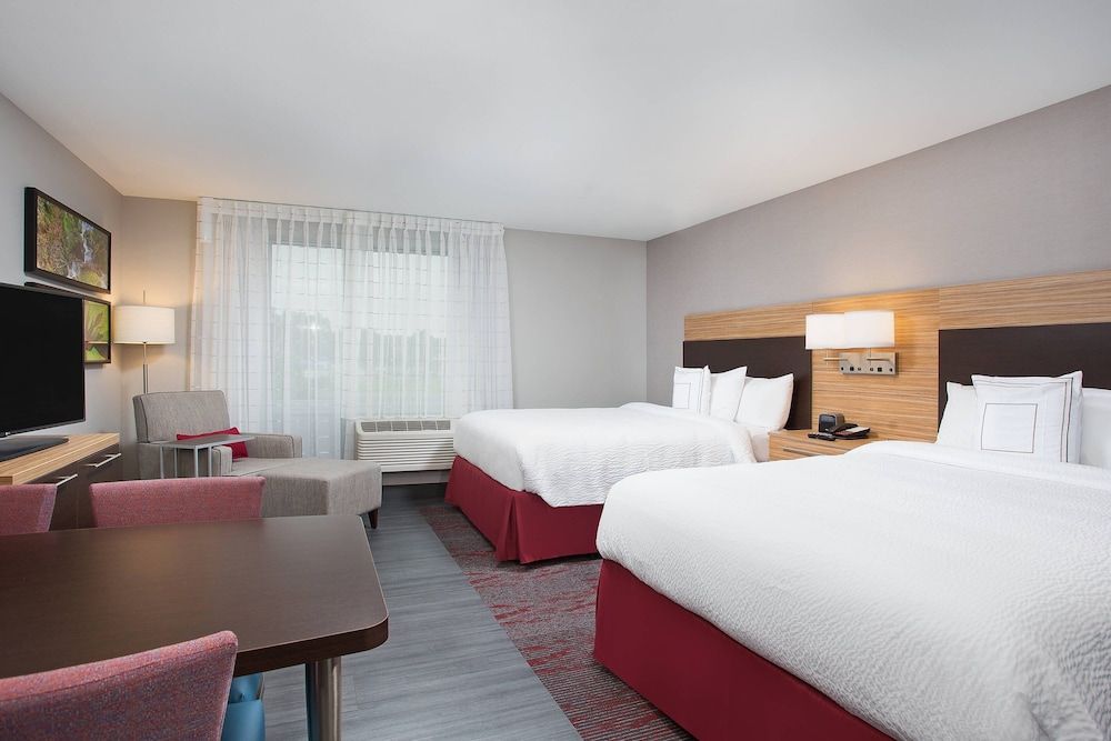 Studio, 2 Queen Beds, Non Smoking (Mobility/Hearing Accessible, Tub)