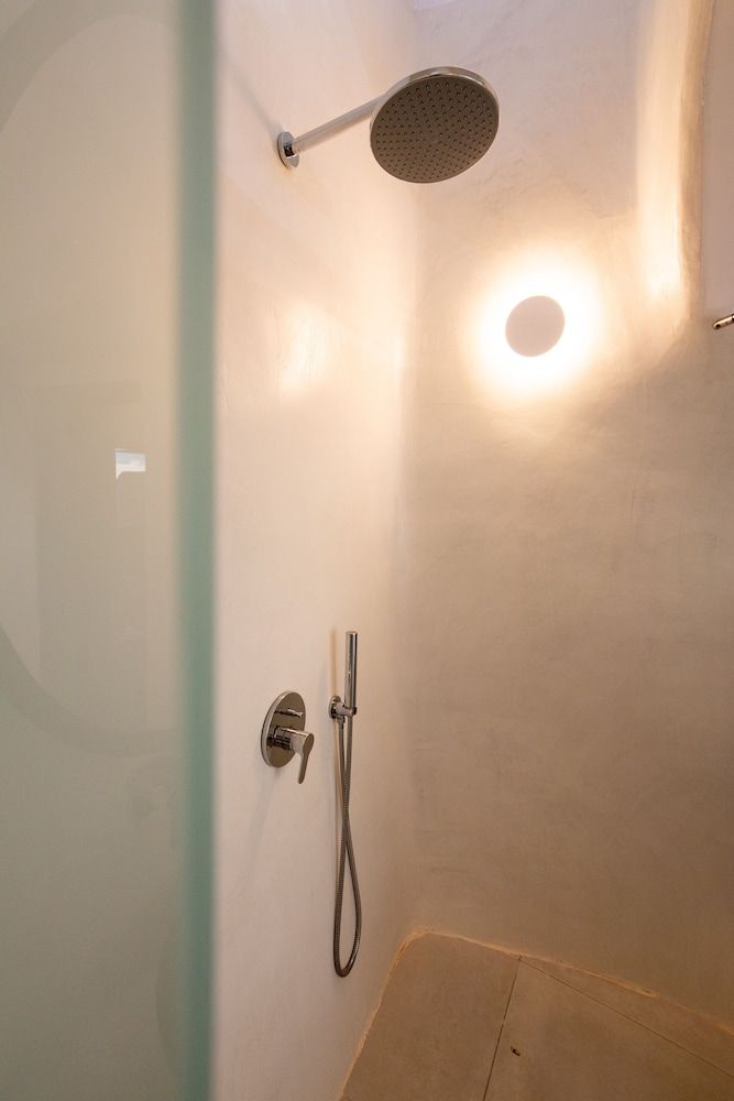 Caldera Cliff Illusion Cave Suite, Caldera View, Outdoor Hot Tub 8