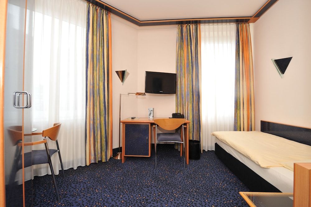 undefined Insel Hotel 4