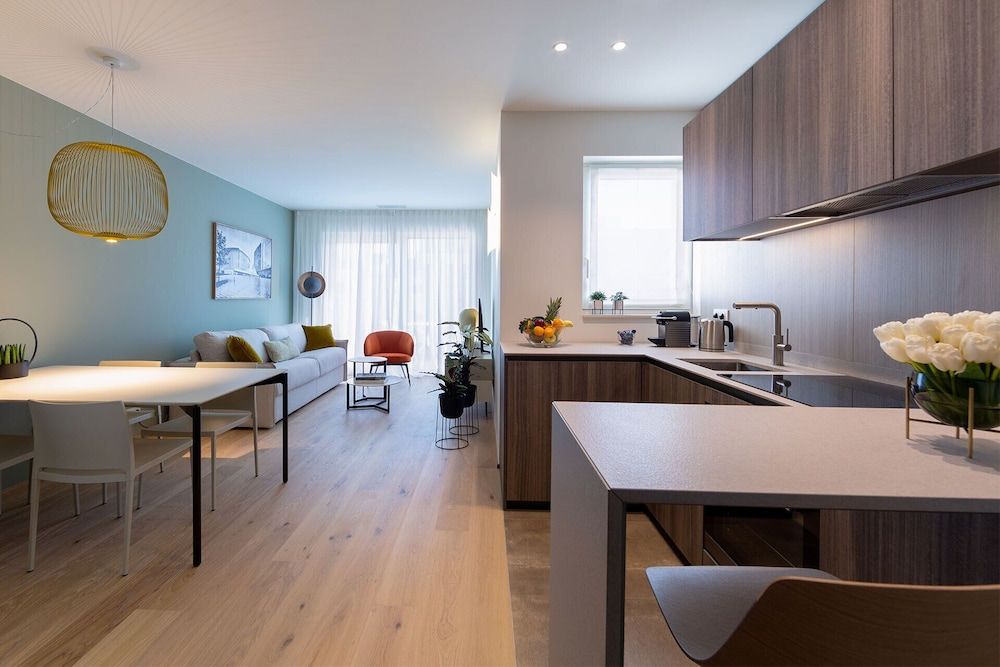 undefined The Central City - Luxury ApartHotel 2