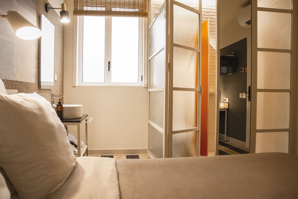 Room Select Tetuán Superior Room 7